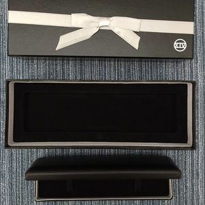 XIV Karats Ltd Beverly Hills Presentation Box